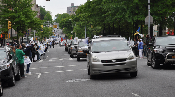 Thousands Drive up Broadway in Support of the PRD
